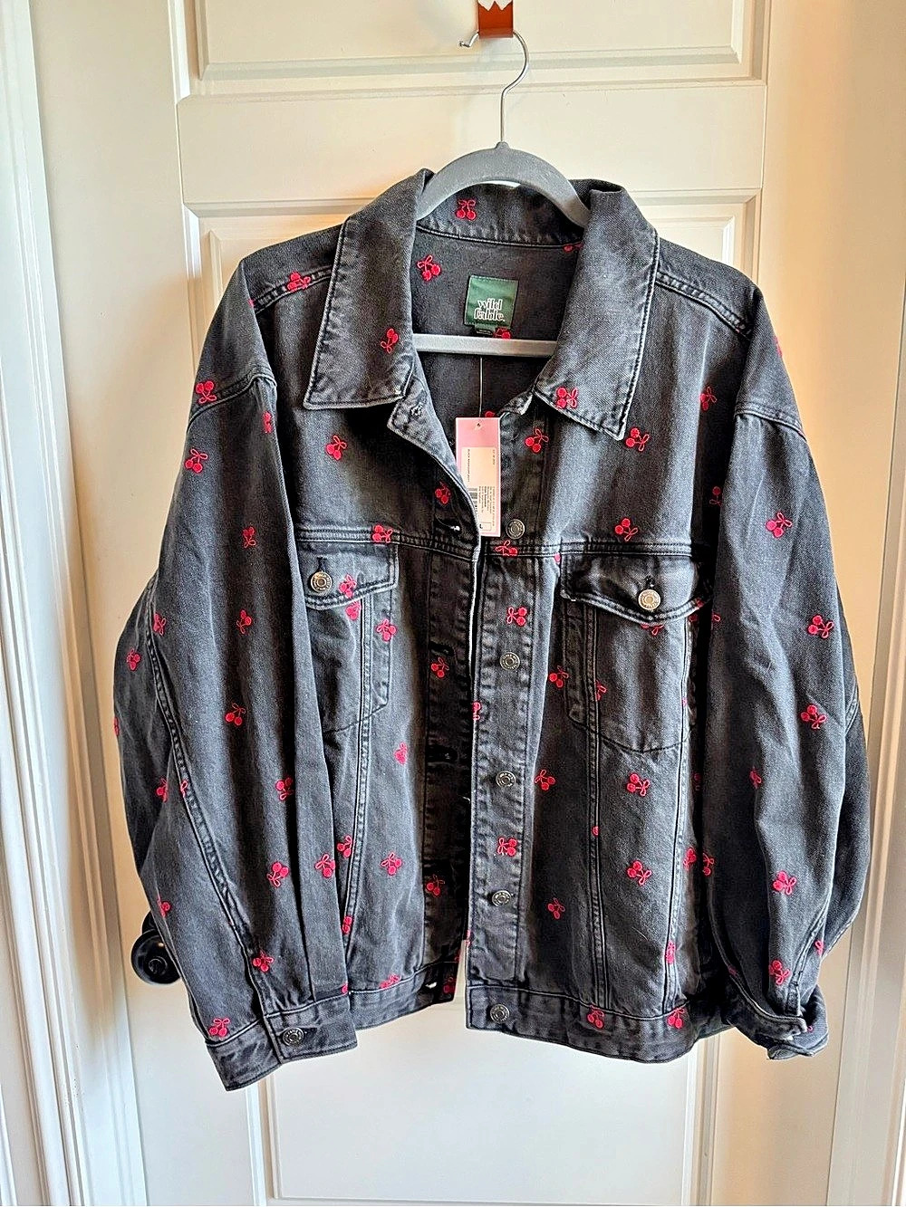 Wild Fable Black Washed Cherry Jean Jacket Black & Red XXL